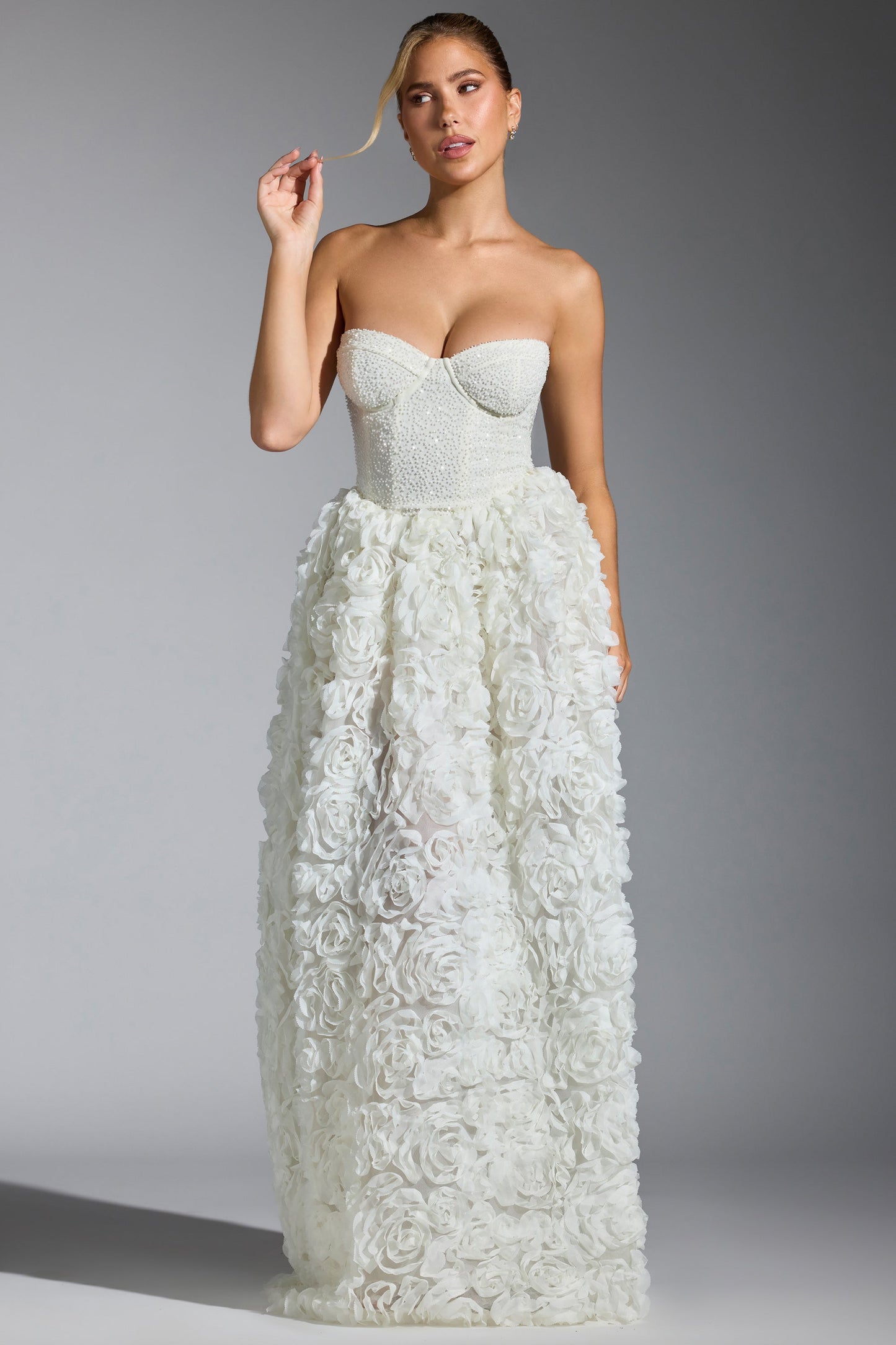 Embellished Floral-Appliqu�� Corset Gown in White