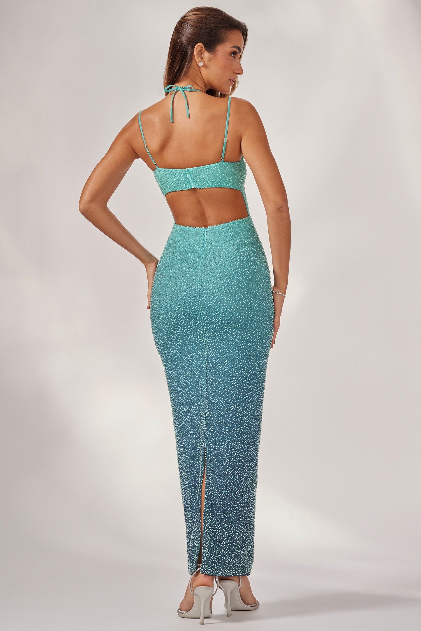 Embellished Maxi Dress in Blue Ombr��