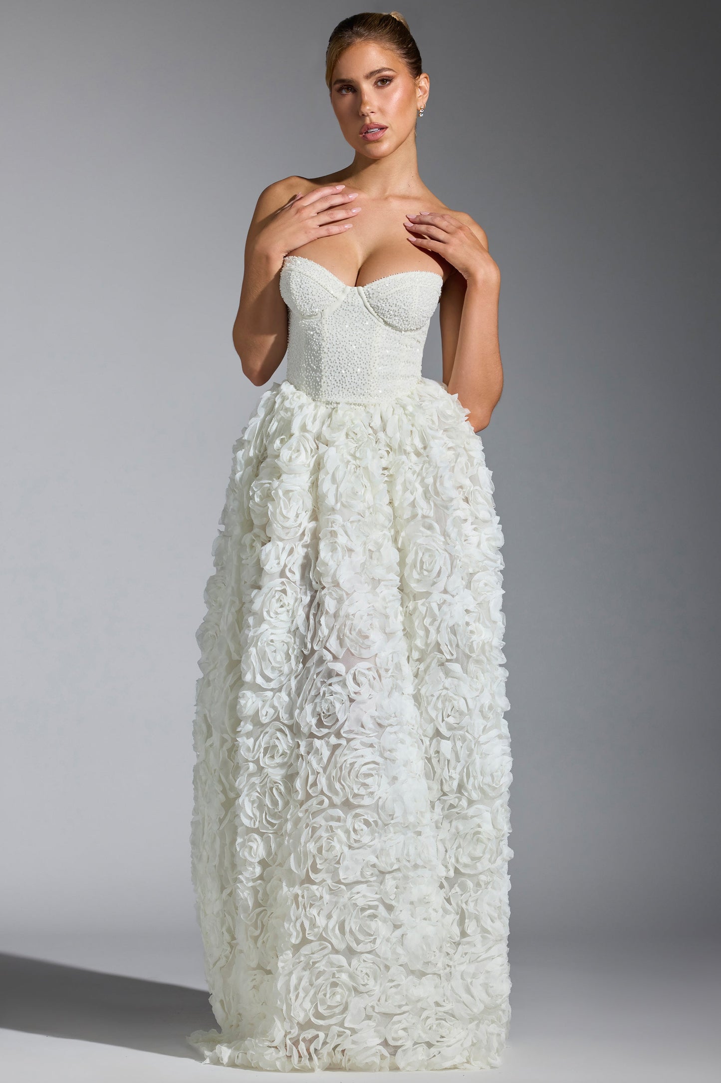 Embellished Floral-Appliqu�� Corset Gown in White