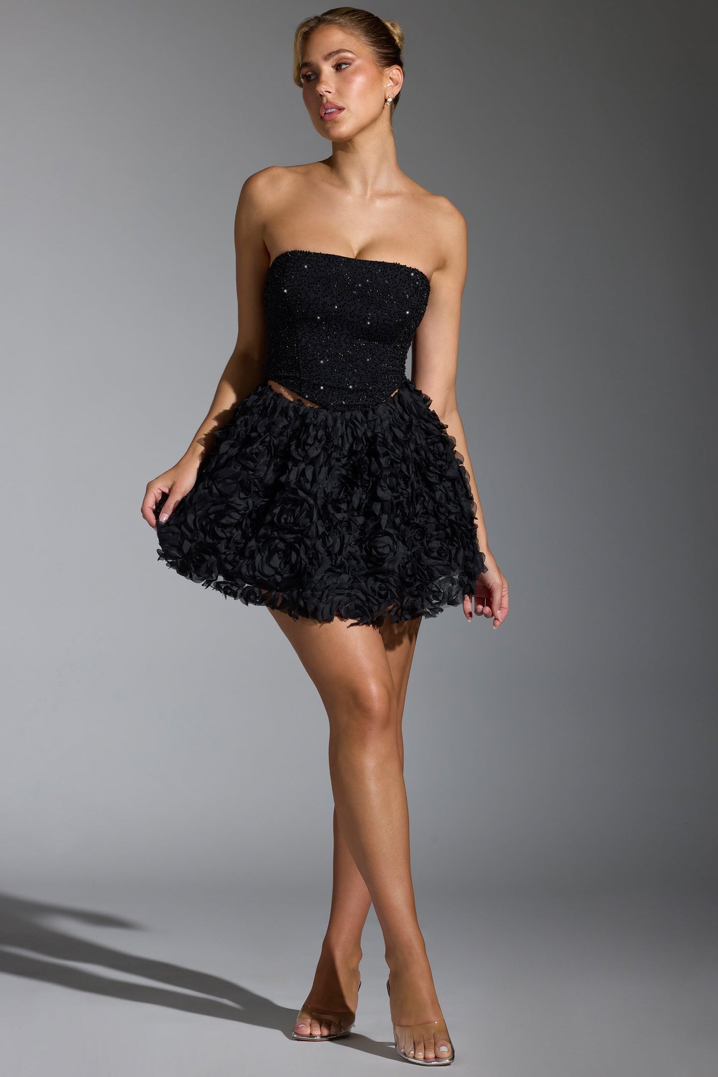 Floral-Appliqu�� Mini Skirt in Black