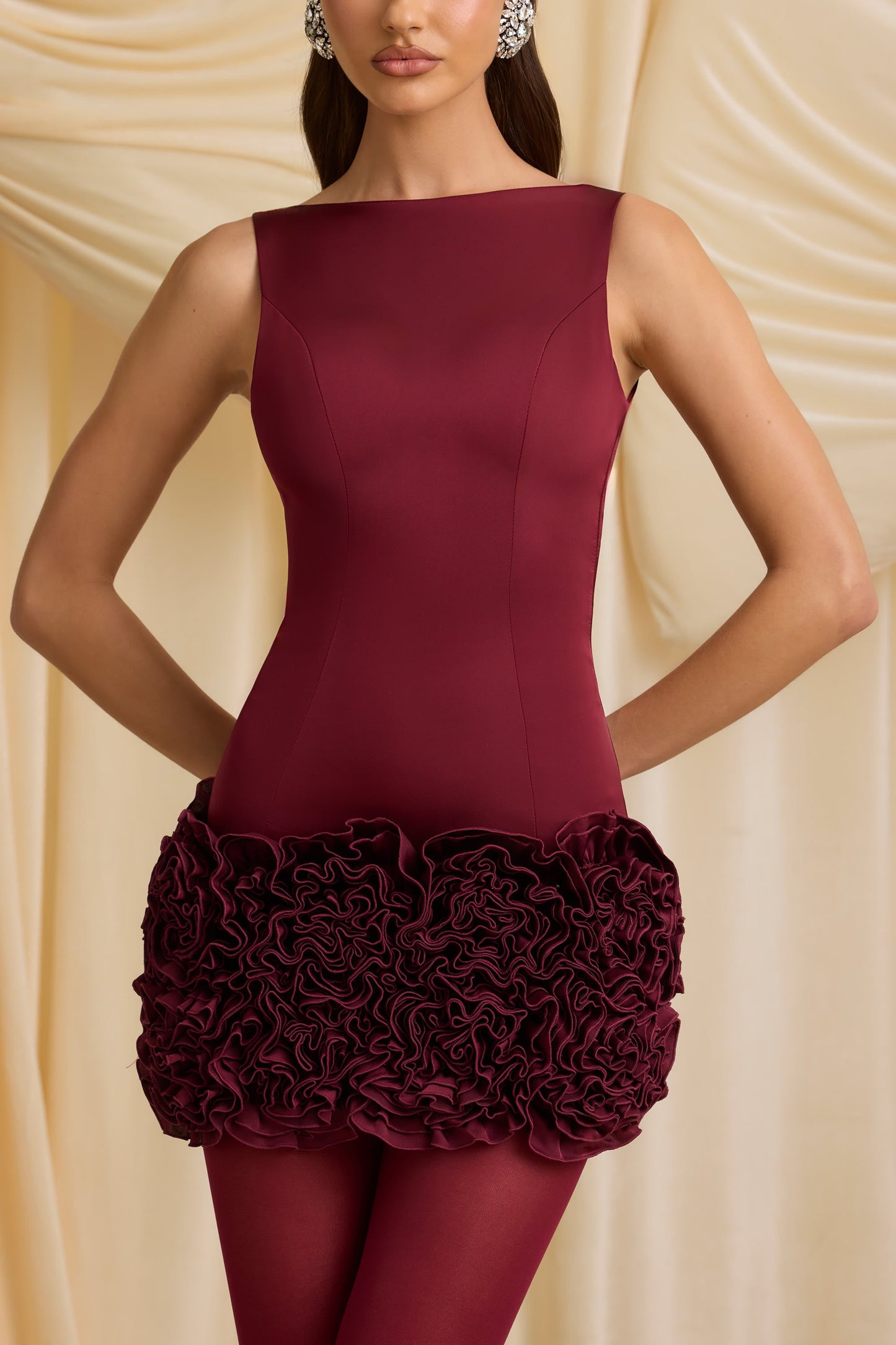 Appliqu�� Open-Back Mini Dress in Wine Red