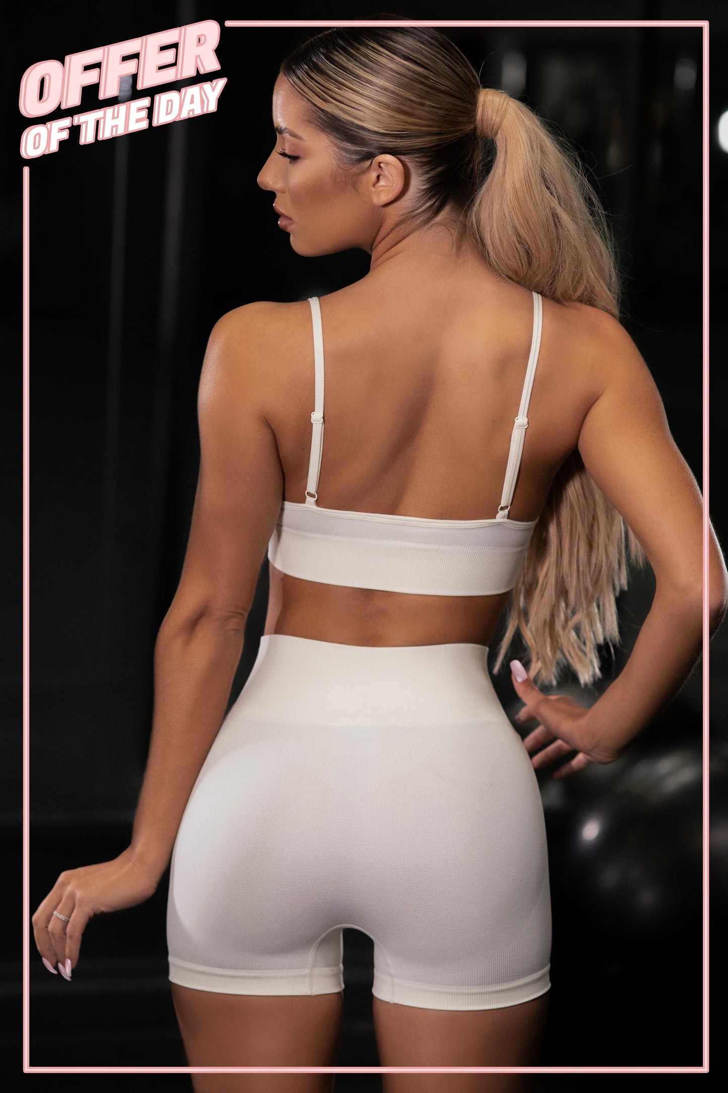 Empower Seamless V Neck Sports Bra in Cream