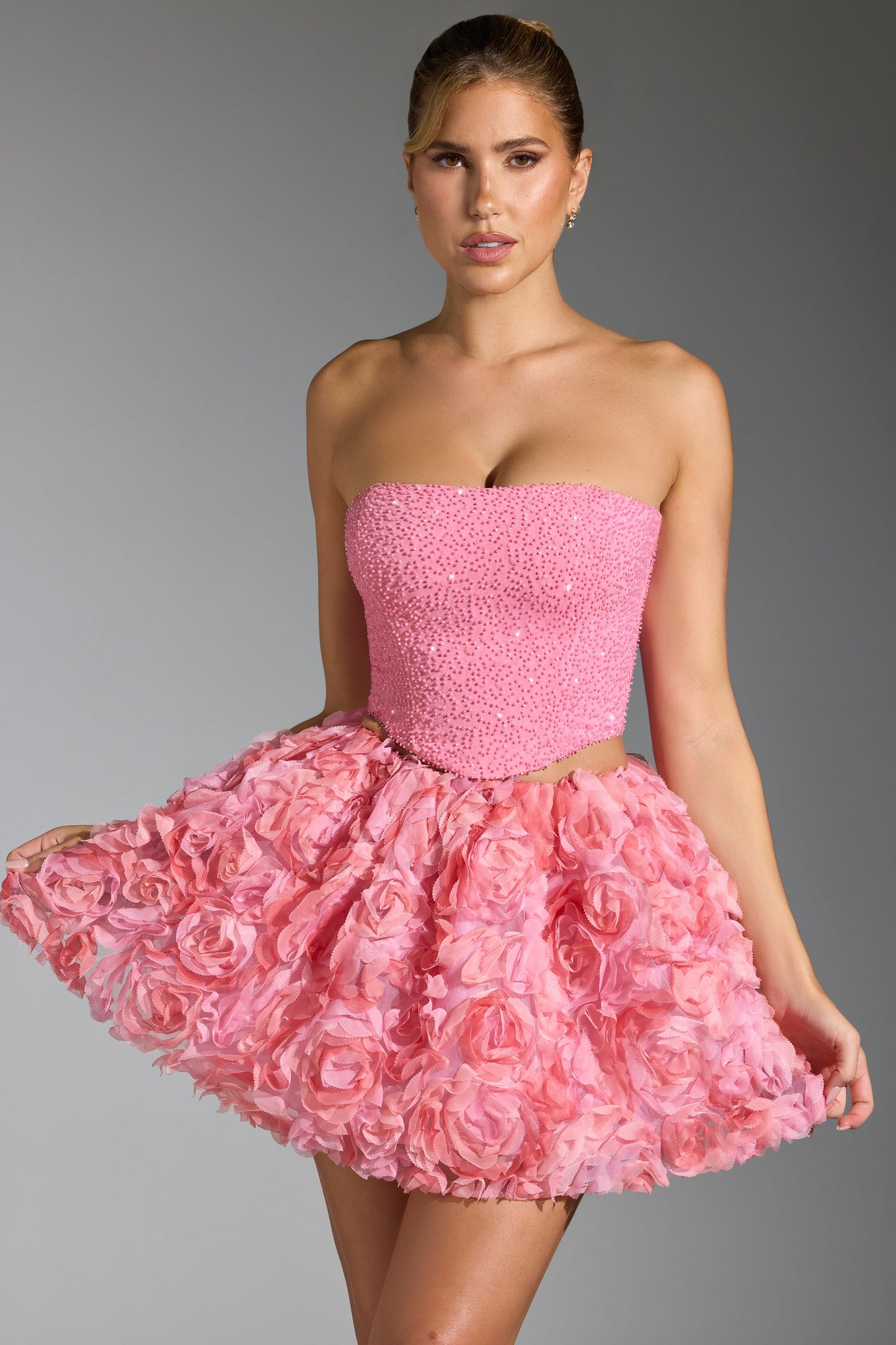 Floral-Appliqu�� Mini Skirt in Pink