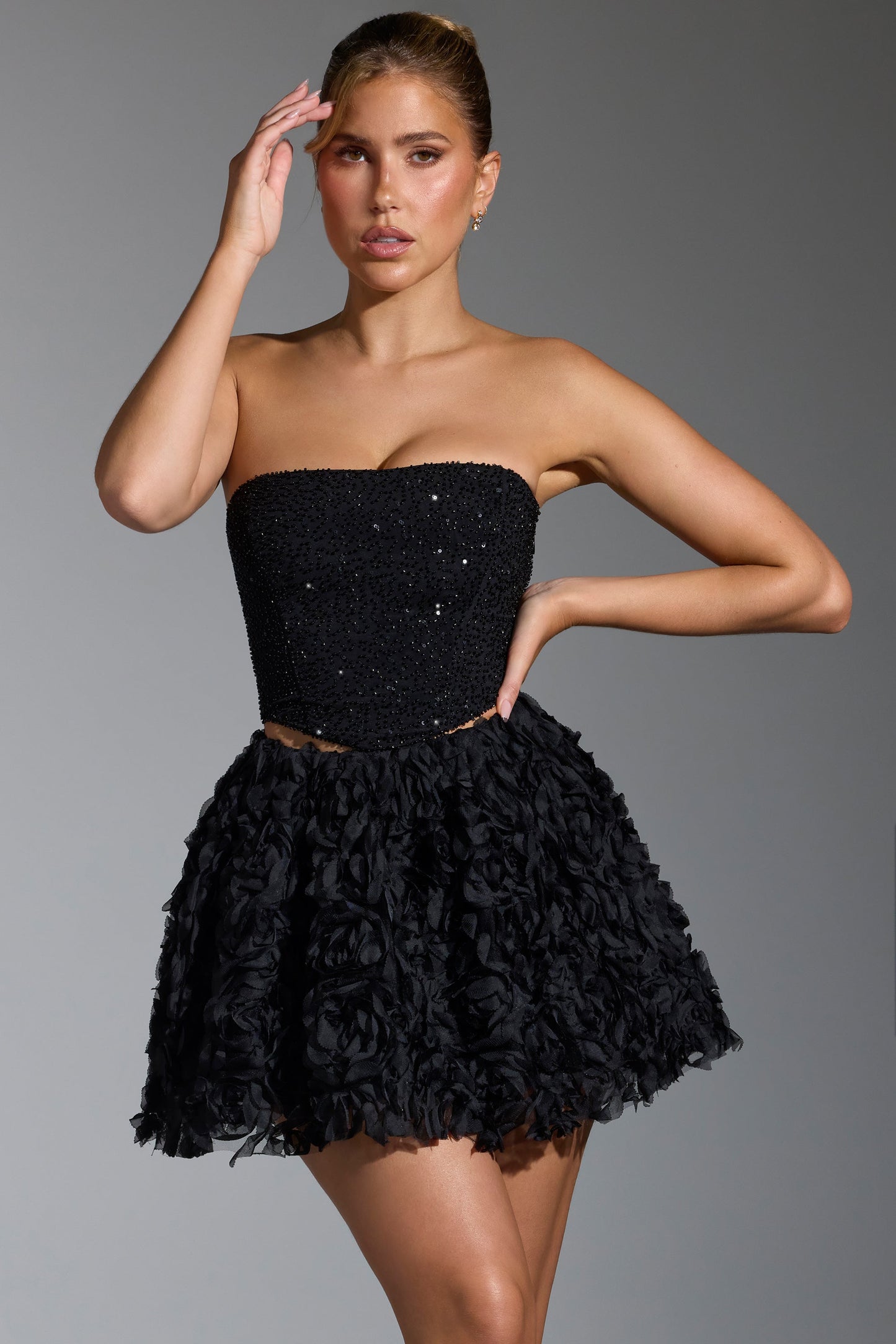 Floral-Appliqu�� Mini Skirt in Black