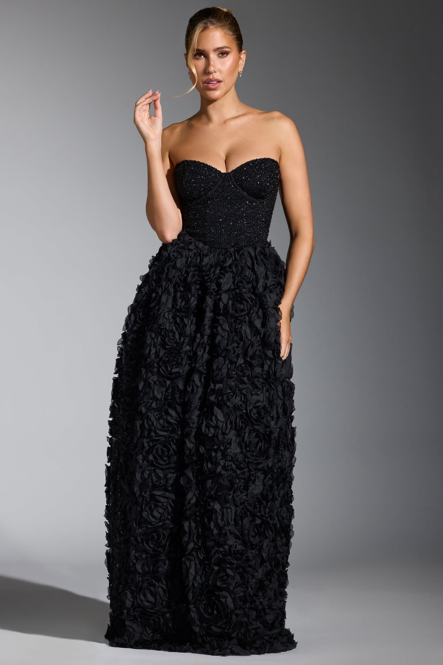 Embellished Floral-Appliqu�� Corset Gown in Black