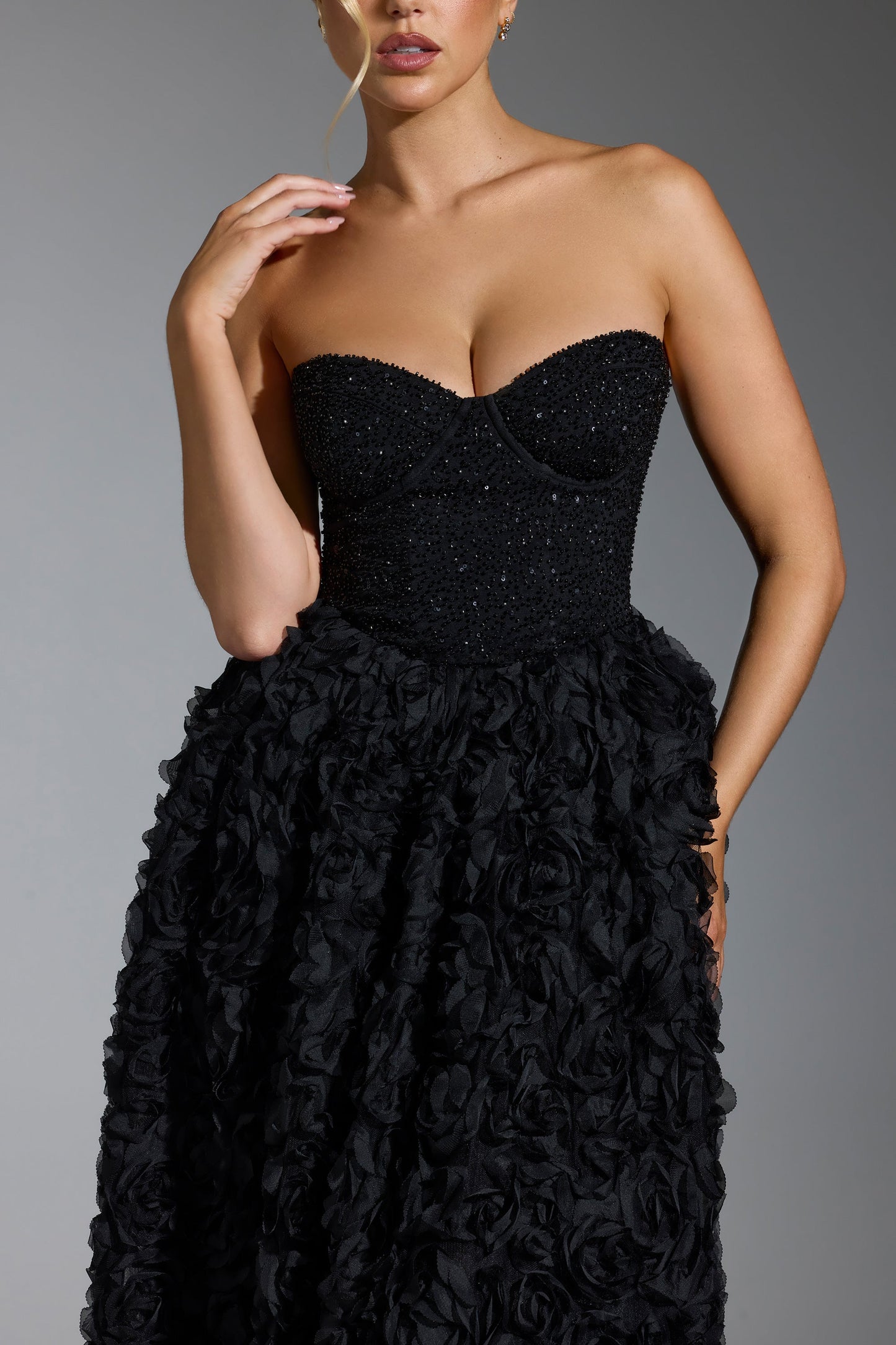 Embellished Floral-Appliqu�� Corset Gown in Black